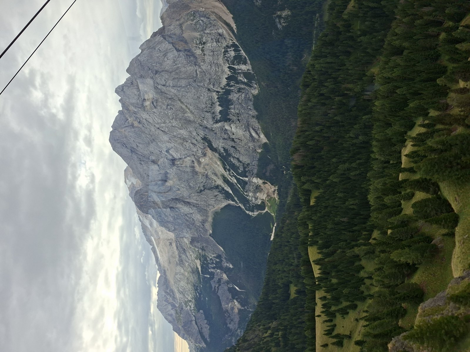 La parete nord della Marmolada con quel che resta del ghiacciaio